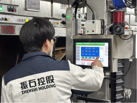 玻纤拉丝工段自动卸筒机系统(图1)