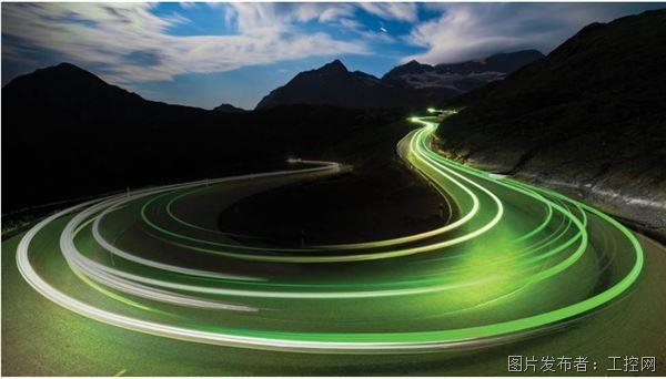 智造跃迁,正当其时——AI重塑未来工业新范式(图2)